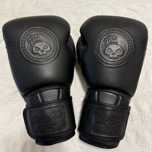 New Superare One series boxing gloves 14oz